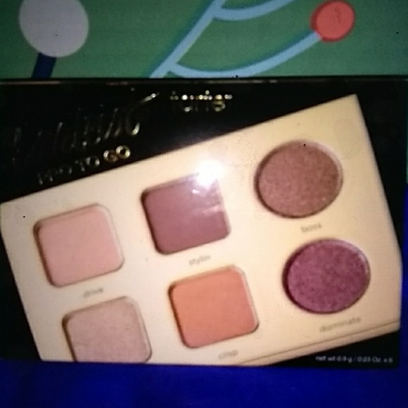 🎉HP🎉 NIB tarte tarteist™ PRO TO GO PALETTE - Picture 3 of 5